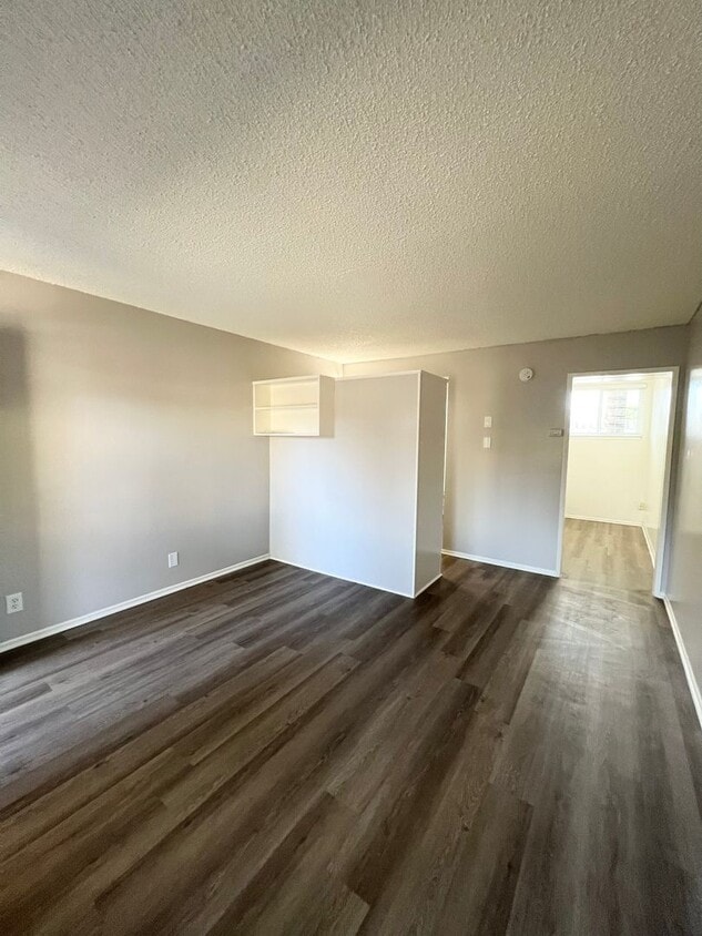 Floor Plan - Deluxe Studio ***$500 OFF YOUR MOVE-IN SPECIAL!...