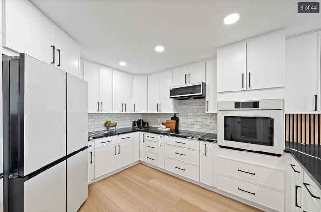 Photo - 2414 Front St Unit 16