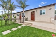 Photo - 6917 Encino Ave House