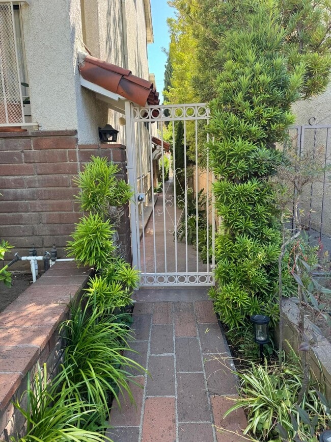Photo - 908 21st St Condo Unit #3