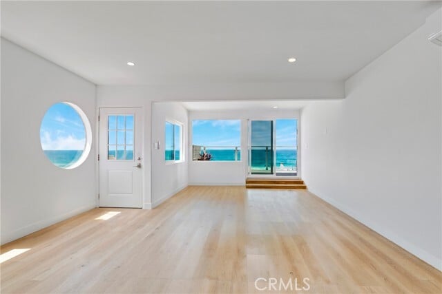 Building Photo - 3600 The Strand Unit C