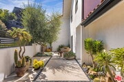 Photo - 2528 Carman Crest Dr