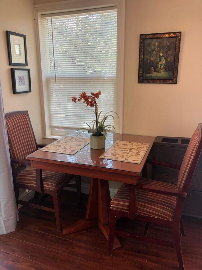 Photo - CRESTLINE Unit 1