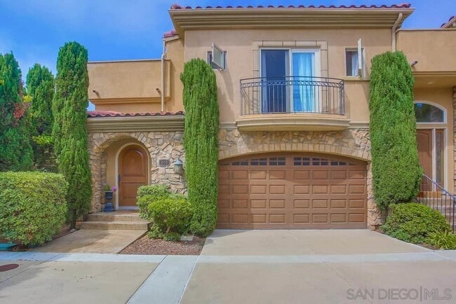 Photo - 301 N Rios Ave Townhome