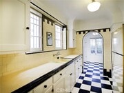 Photo - 1055 S Crescent Heights Blvd