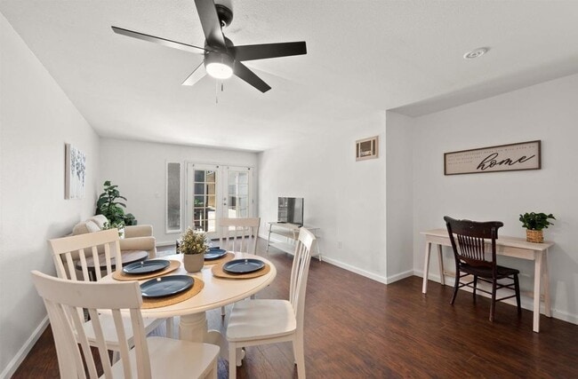 Photo - Amazing One Fabulous Apt