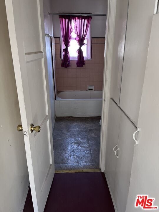 Photo - 8472 Main St Unit 8476 1/2