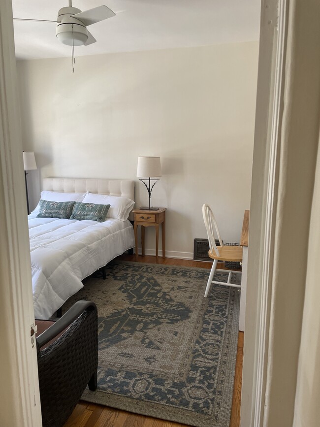 Bedroom - 8140 Blackburn Ave Unit 0