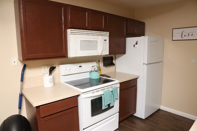 Photo - 1265 Kendall Dr Unit 1015