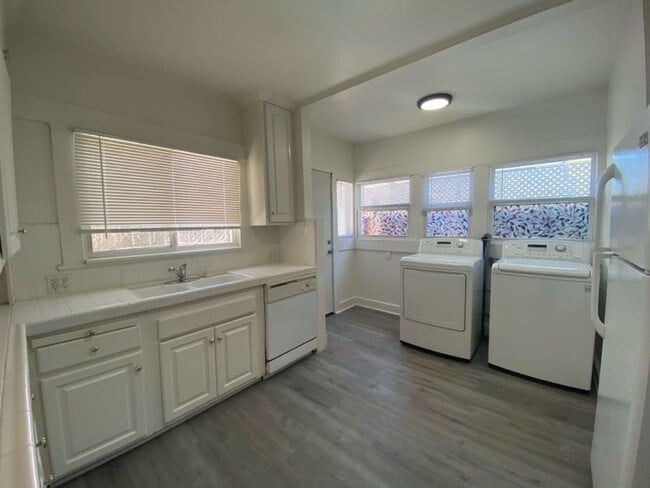 Photo - 1602-1620 S Centre St Unit 1620