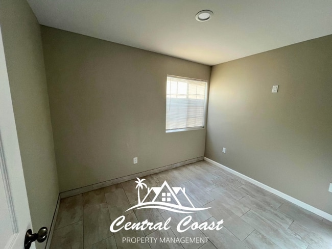 Photo - 0 E Boone St Unit #B