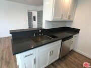 Photo - 601 Normandie Ave Unit 2