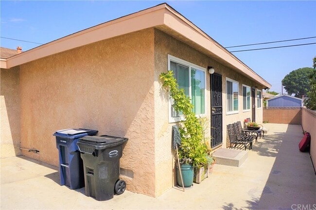 Building Photo - 4239 138th St Unit B