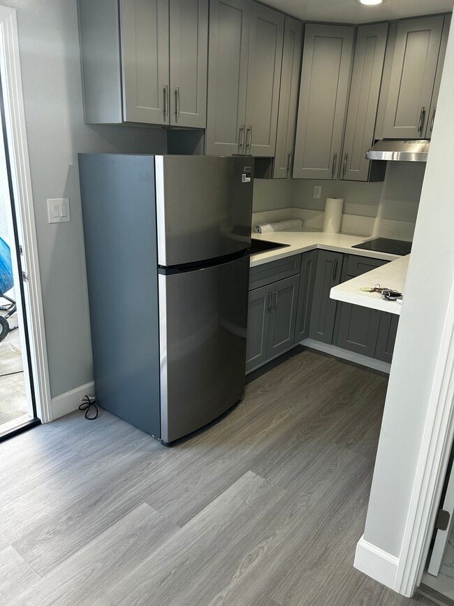 Building Photo - 7814 Lindley Ave Unit Junior ADU Rental