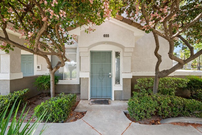**7543 W Liberty Pkway #655 Fontana** Beau... - **7543 W Liberty Pkway #655 Fontana** Beau... House