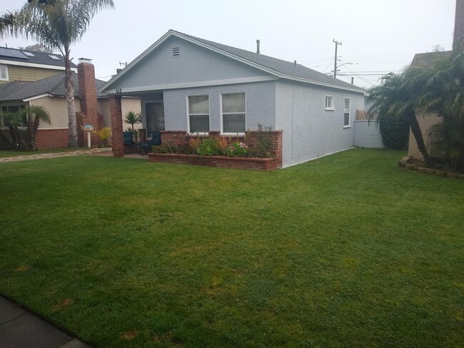 House - South Side view - 512 N Lucia Ave