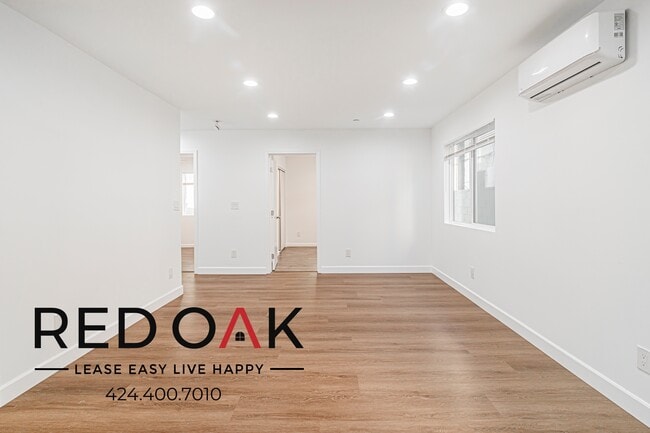 Building Photo - 651 W 92nd St Unit 651