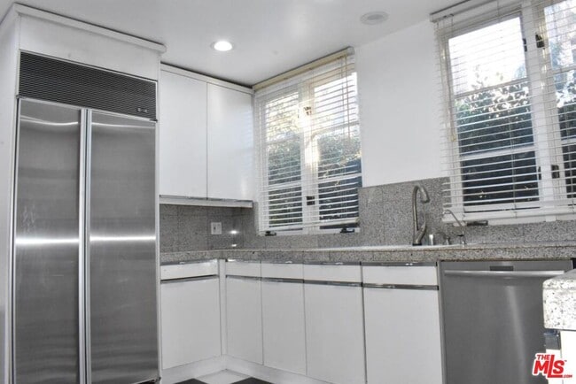 Photo - 235 S Gale Dr Unit 101