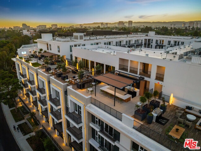 Photo - 2455 Overland Ave Unit 433