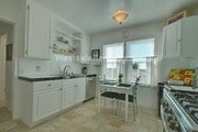 Remodeled Kitchen - 1352 Ocean Park Blvd Unit D