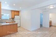 Photo - 1 Bedroom, 1 Bath Duplex Apartment with Storage Unit 4434.5 40th Street