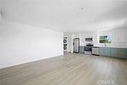 Photo - 842 E Cypress Ave Townhome