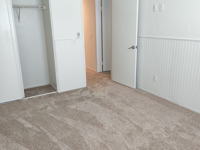 Photo - 41618 Petersfield Rd