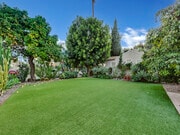 Photo - 2677 Rich St