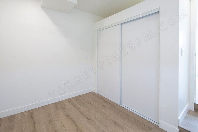 Photo - Remodeled Ocean Beach 1 Bedroom on Del Mar Ave ~ ALL UTILITIES INCLUDED! Unit 4950 1/2