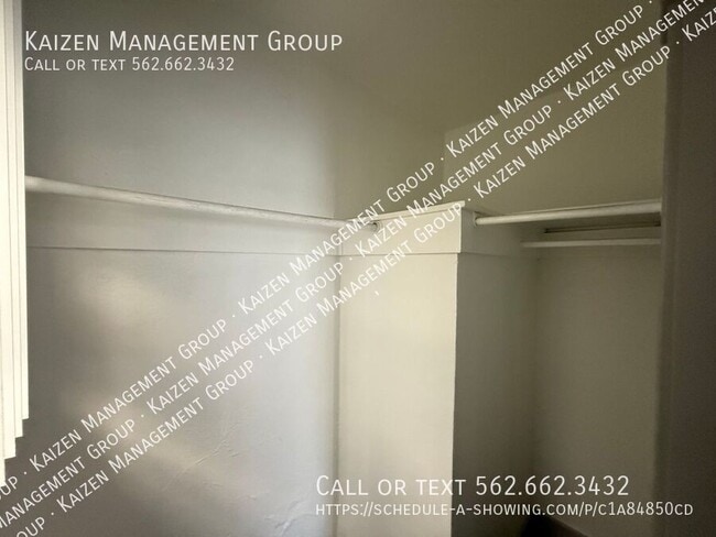 Building Photo - 534 W 14th St Unit 534