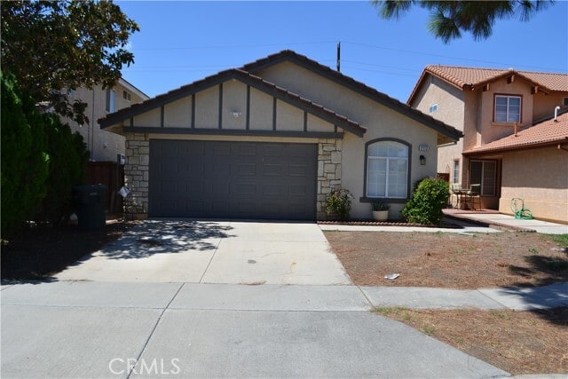 Building Photo - 2112 Alfalfadale Rd Rental