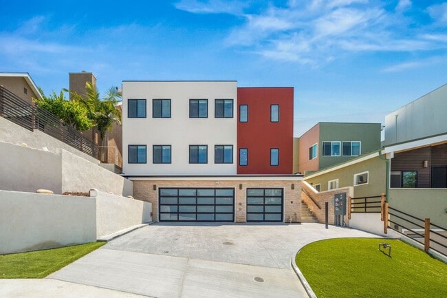 Photo - 1251-1253 Van Nuys St Unit 1253 Van Nuys Street