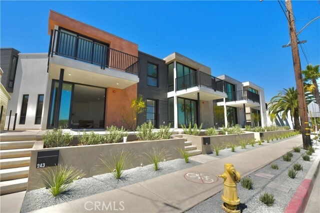 Building Photo - 243 Seal Beach Blvd