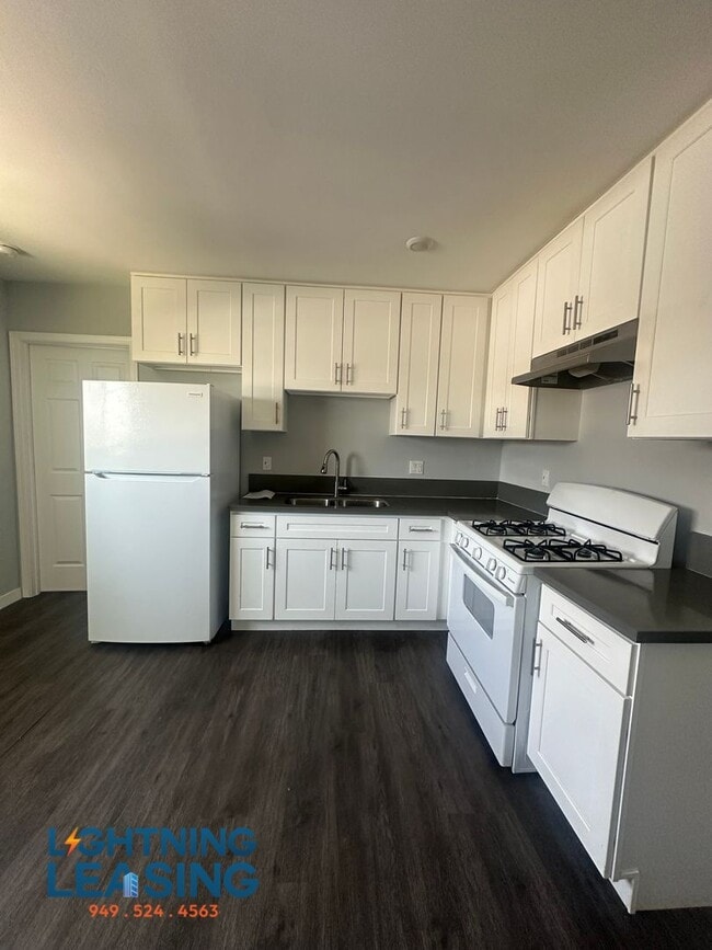 5859 1/2 West Blvd-5859 1/2D - 5859 1/2 West Blvd-5859 1/2D Condo Unit 5859 1/2D