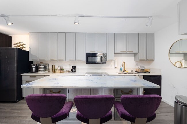 Photo - Beautifully Updated 2 Bedroom Condo with Optional Furniture! Unit 42