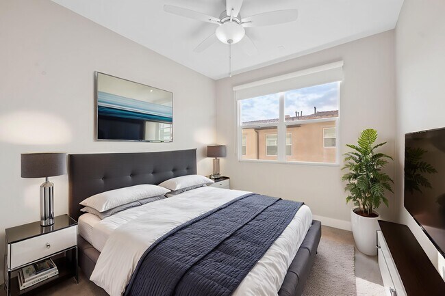 Photo - 4444 Paxton Pl