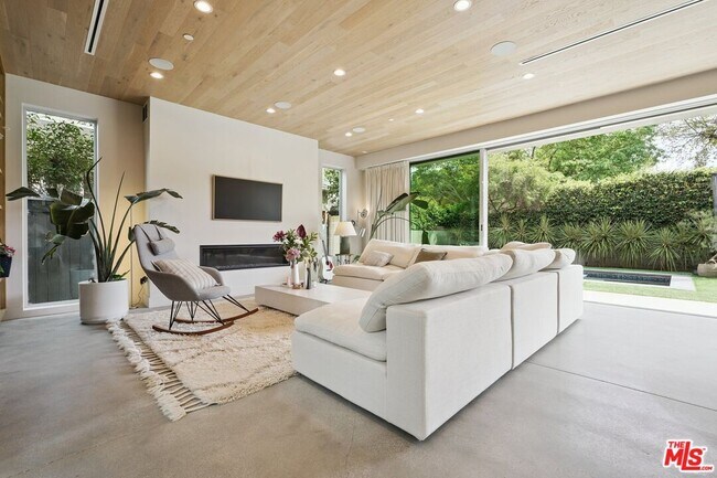 Photo - 1310 Preston Wy