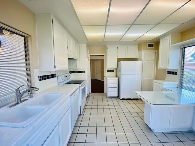 Photo - 2 Bedroom House in Oaks North Community. 55+ AGE RESTRICTED HOUSING!