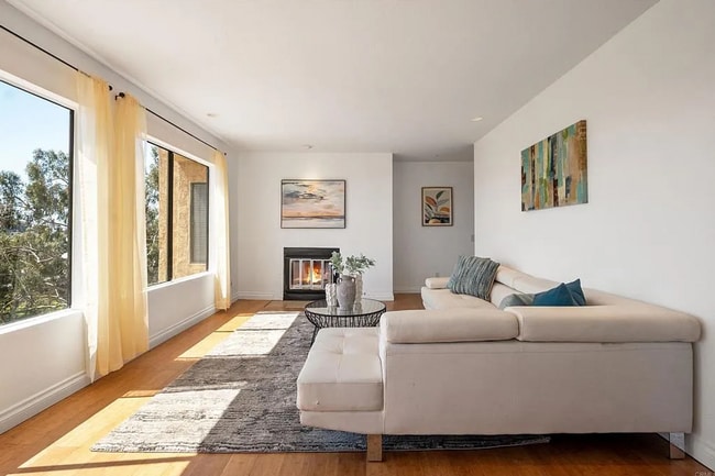 Photo - 2849 E St Unit 19