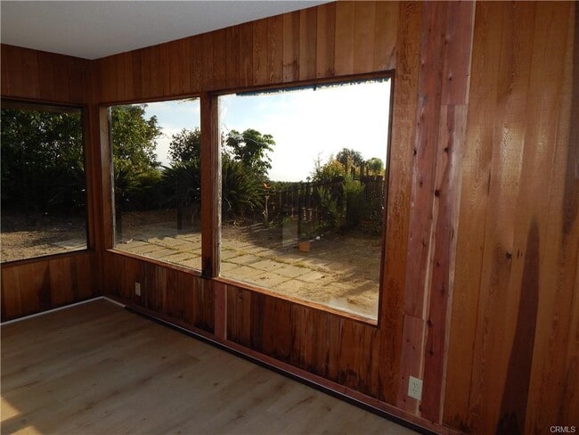 Photo - 2795 Temple Hills Dr