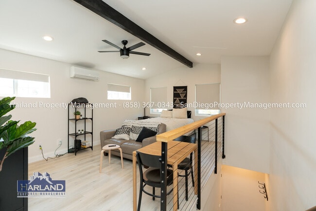 Photo - 2831 Monroe Ave