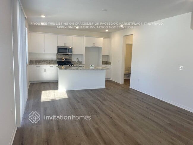 Photo - 2459 Gunner Ridge Way