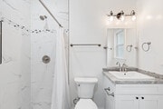Bathroom - 1 BR, 1BA - 650 SF - Villa De Buenavista