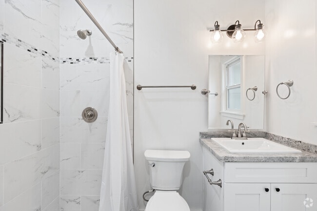 Bathroom - 1 BR, 1BA - 650 SF - Villa De Buenavista