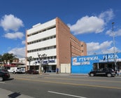 Building - 1725 W. 6th St
