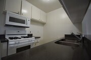 Photo - 14142 Victory Blvd Apartment Unit 210