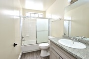 Photo - 1402 N Alta Vista Blvd