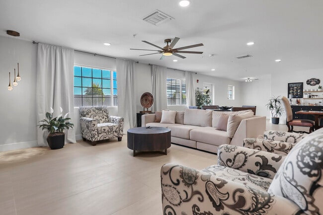 Photo - 2246 Paseo Roseta