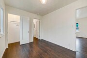 Photo - 1027 12th St Apartments Unit B