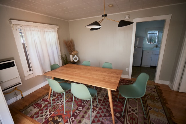 Building Photo - 141 Roselawn Pl